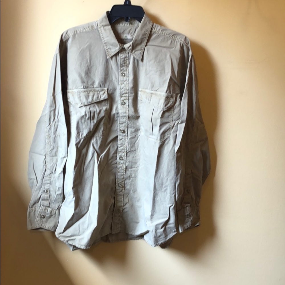 Men’s Ascend shirt size large